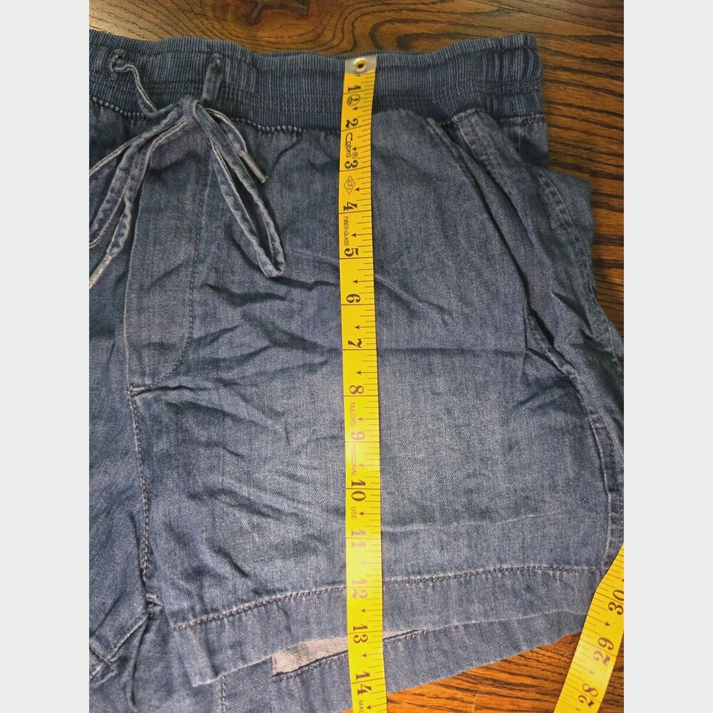Gap drawstring jean shorts Size Medium - Picture 6 of 7